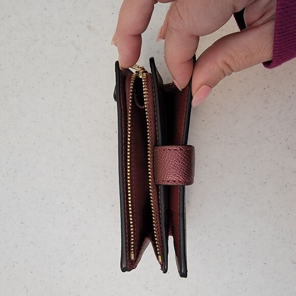 COACH Medium Corner Zip Wallet Cross Grain Leather Metallic Pink/Purple/Blush - Picture 5 of 16